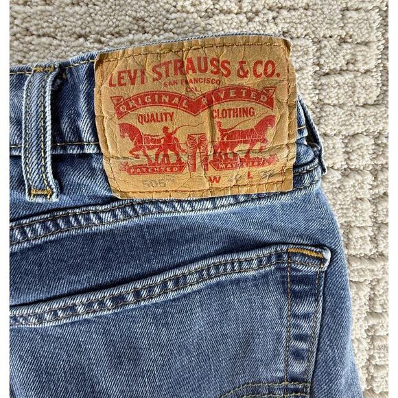 Levis 505 Mens 40x32 Medium Wash Distressed Straight Jeans - Picture 6 of 6